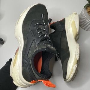 Steve Madden Myles Camo Chunky Slip On Drawstring Sneaker